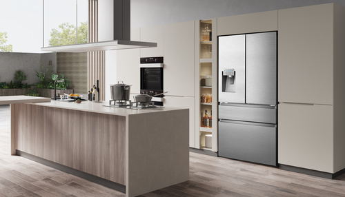Hisense RF728N4SASE side-by-side refrigerator Freestanding – image 8
