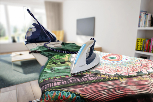 Philips PerfectCare Elite GC9630 Refurbished Steam generator iron – image 2