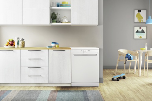 Indesit IN2FD14BNP80W Freestanding 14 place settings – image 9