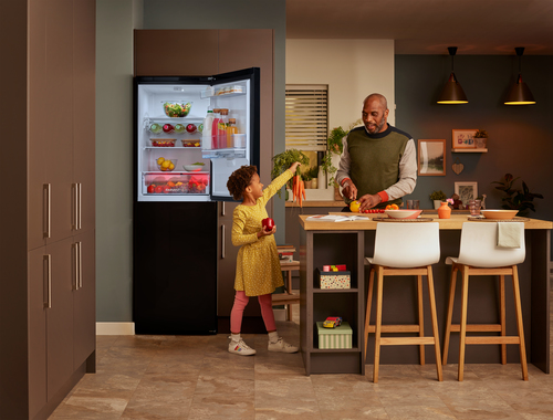 Beko CFG3691DVB Freestanding Frost Free Fridge Freezer with HarvestFresh™ – image 6