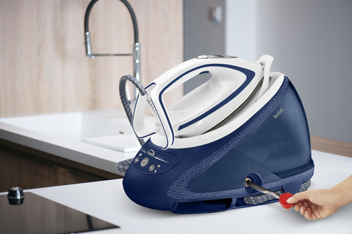Tefal Pro Express Ultimate Care GV9580 steam ironing station – image 4