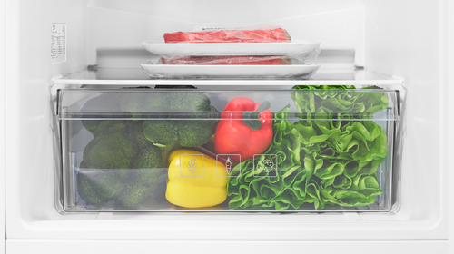Beko CSG3582W Freestanding Frost Free Fridge Freezer with Large Salad Crisper – image 5