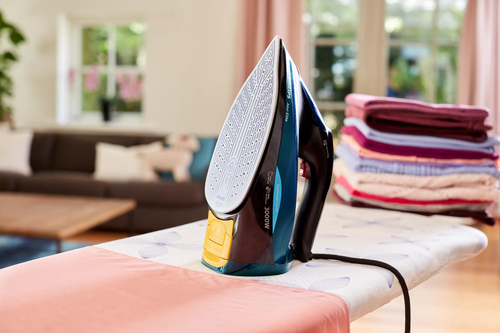 Philips GC5034/20R1 iron Steam iron SteamGlide Plus soleplate – image 6