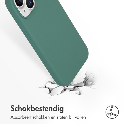 Accezz Liquid Silicone Backcover iPhone 15 Telefoonhoesje Groen, afbeelding 3
