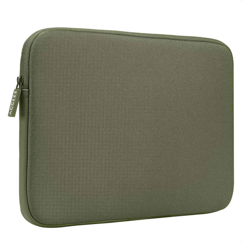 <p>De Laptop Sleeve van Accezz is een praktische en beschermende hoes voor het meenemen van jouw laptop. Of je nou met de trein, fiets of auto naar je