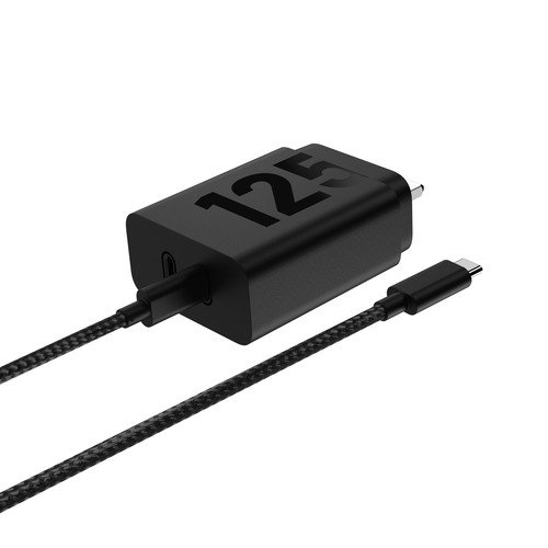 Motorola TurboPower 125W Duo Charger – image 1