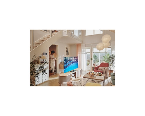 Samsung Series 8 UE55BU8572UXXH TV – image 3