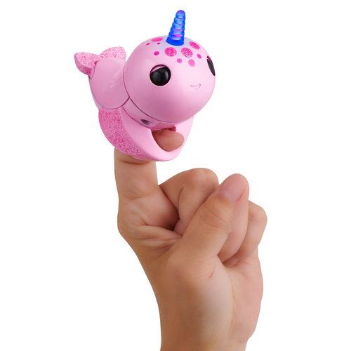 WowWee Light Up Narwhal - Rachel Elektronisches Tier für Kinder