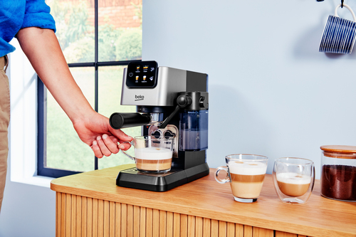 Beko CEP5304X CaffeExperto Semi Automatic Espresso Coffee Machine with Integrated Milk Jug – image 9