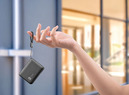 Cellularline 10,000 mAh Power Bank – image 4