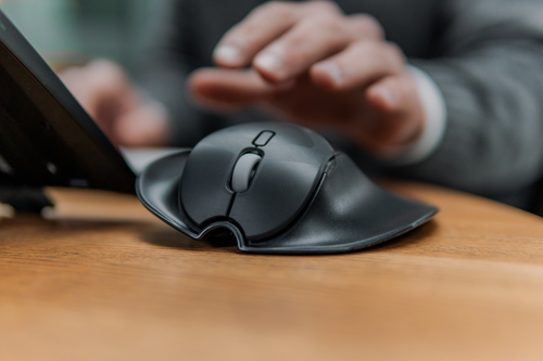 Bakker Elkhuizen BakkerElkhuizen HandshoeMouse Ambidextrous Mouse Bluetooth M Black - image 5