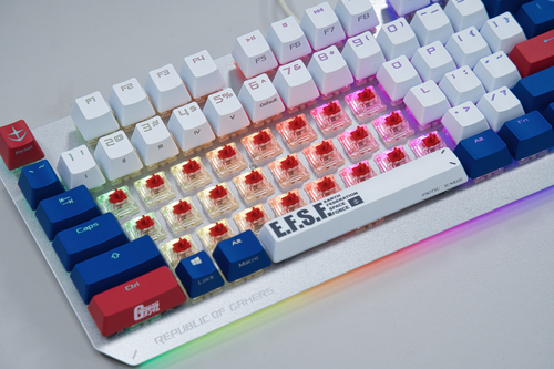ASUS ROG Strix Scope TKL GUNDAM EDITION – image 3