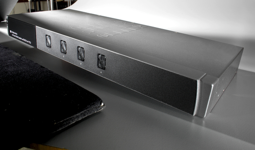 LevelOne 4-Port PS/2 VGA KVM Switch – image 3