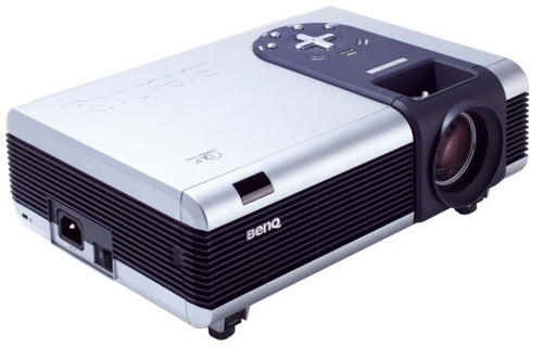 BenQ PB 8240