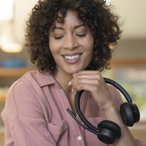 HP Poly 77Z31AA Voyager 4320 Headset Black Noise Cancelling Blueto... - image 3