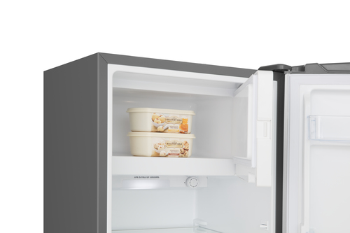 Hisense RR220D4ADF combi-fridge Freestanding – image 8