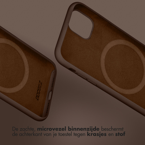 Accezz Liquid Silicone Backcover met MagSafe iPhone 16 Telefoonhoesje Bruin, afbeelding 4