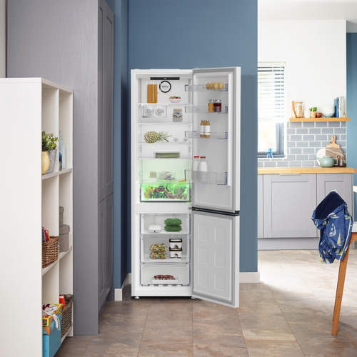 Beko CNG6603VW Freestanding AeroFlowTM Fridge Freezer with HarvestFreshTM – image 9