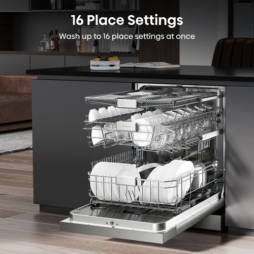 Hisense HS673C60XUK dishwasher Freestanding 16 place settings – image 2