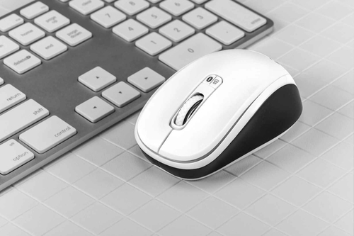 Manhattan Dual-Mode Mouse, Bluetooth 4.0 and 2.4 GHz Wireless, 800/1200/1600 dpi, Three Buttons With Scroll Wheel, Black &