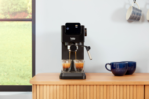 Beko CaffeExperto™ CEP5302B Manual Espresso Machine – Black (15 Bar, Touch Display, Milk Frother, Dual Nozzle) - image 8