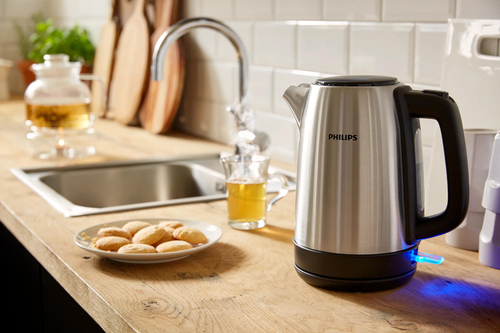 Philips Daily Collection HD9350/94R1 electric kettle – image 5