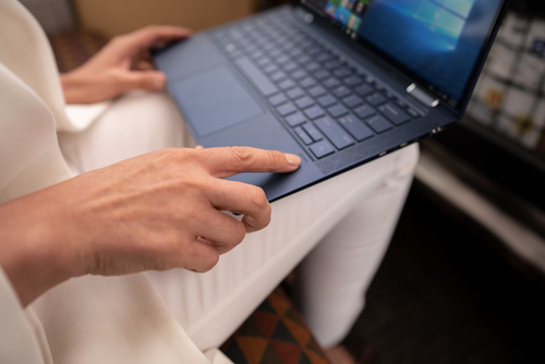 Laptop HP Elite Dragonfly 8MK77EA  i7-8565U /13,3