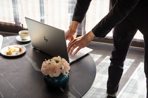 HP ENVY 13-ad102na Intel® Core™ i5 i5-8250U Laptop – image 8