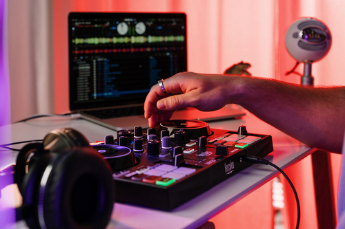 Hercules DJControl Inpulse 200 MK3 – image 9