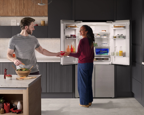 Blomberg KQD114VPX Freestanding American Style Fridge Freeze with VitaminCare+ – image 3