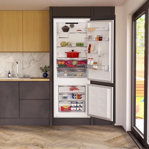Beko BCNA47593V Integrated AeroFlow Fridge Freezer with HarvestFreshTM – image 6