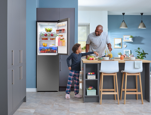 Beko CXFG3691VA Freestanding Frost Free Fridge Freezer with HarvestFresh™ – image 4