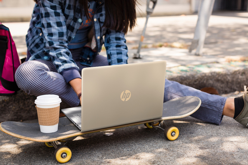 HP Pavilion - 14-bf010na – image 9