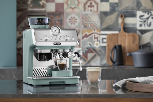 Delonghi EC9155.GR Freestanding La Specialista Arte Bean to Cup Coffee Machine - Green - image 2