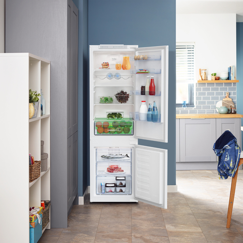 Beko BCFD4V73 Integrated Frost Free Fridge Freezer with HarvestFreshTM – image 2