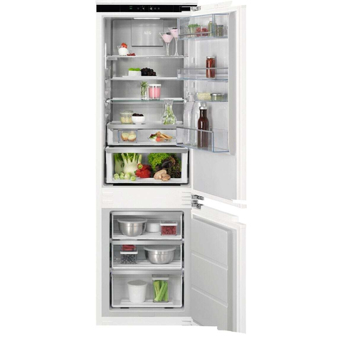 AEG Series 8000 NSC8M181BC Built-in