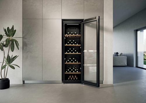 Haier HWS209GFH1 Compressor wine cooler Freestanding Black 209 bottle(s) – image 9