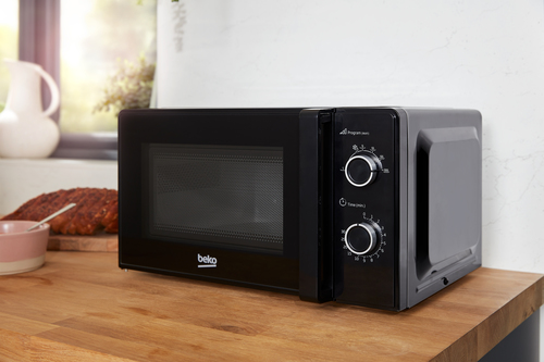 Beko MOC20100BFB Compact Solo Microwave - Black - image 8