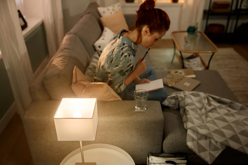 Philips 871951435669600 Hue LED Light Bulb E14 5.7W Warm White Dim... - image 2