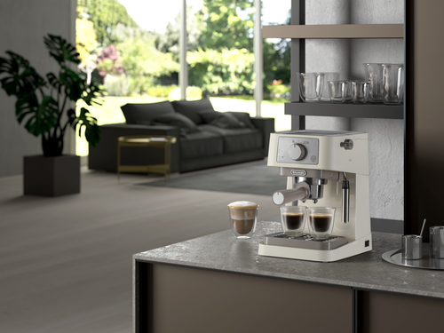 Delonghi De'Longhi Stilosa Traditional Pump Espresso Coffee Machine - Cream - EC260.CR, Cream - image 4