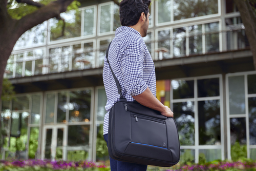 HP Recycled Series 15.6-inch Top Load – image 6