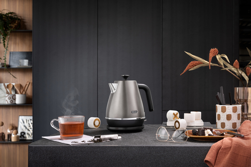 Delonghi Distinta X Kettle in Titanium - Titanium - image 7
