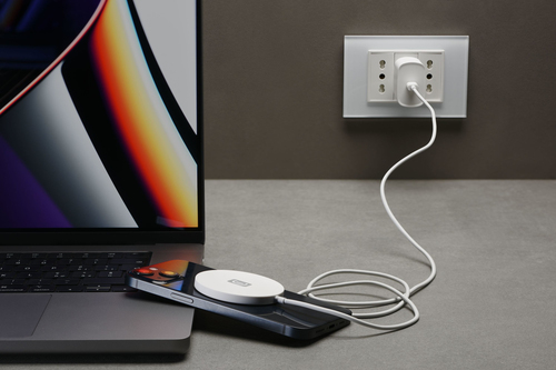 Cellularline Mag Kit Wireless Charger - iPhone 12 and later – image 3