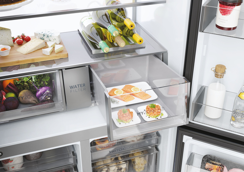 Haier Cube 90 Series 7 HCR7918EIMB side-by-side refrigerator Freestanding – image 9