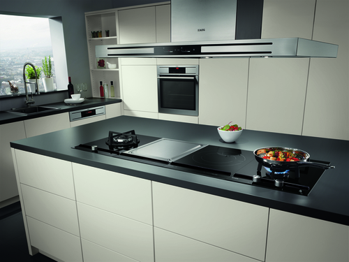 AEG HC452600EB teppanyaki hob – image 6