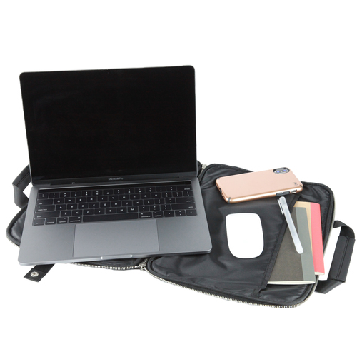 Speck 13/14 inch Universal Station PRO Sleeve Black – image 5