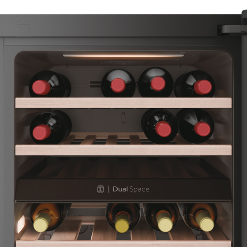 Haier Wine Bank 50 Series 7 HWS42GDAU1 Compressor wine cooler Freestanding Black 42 bottle(s) – image 6
