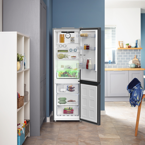 Beko Pro HarvestFresh AeroFlow CNG6686VPZ 60/40 Fridge Freezer - Black Steel, Black - image 5