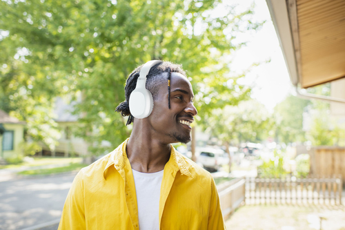 Cellularline BTHEADBATG23W headphones/headset Wired & Wireless Head-band Calls/Music Bluetooth White – image 3