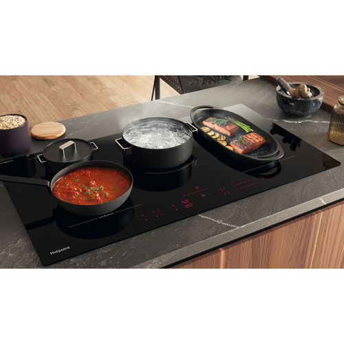 Hotpoint HEX9024DCFF2 90cm 5 Zone Induction Hob in Black with 2 FlexiZ - image 5